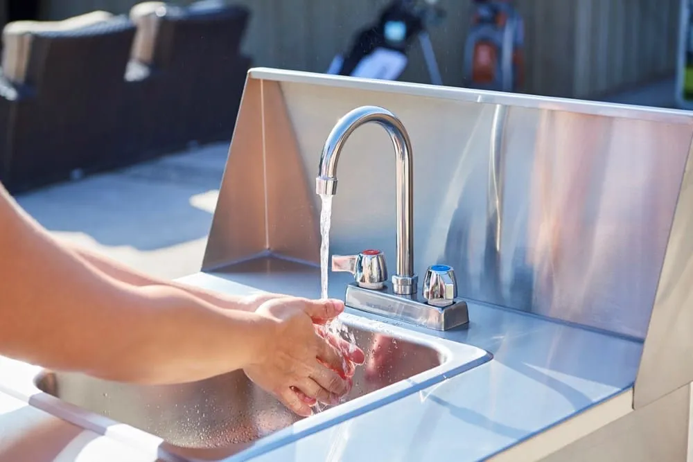 Crown Verity CV-PHS-1 Portable Touchless Sink w/ Hot Water | Denson CFE