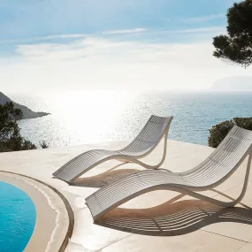 Ibiza Sun Lounger - Modern Pool Lounge Chair