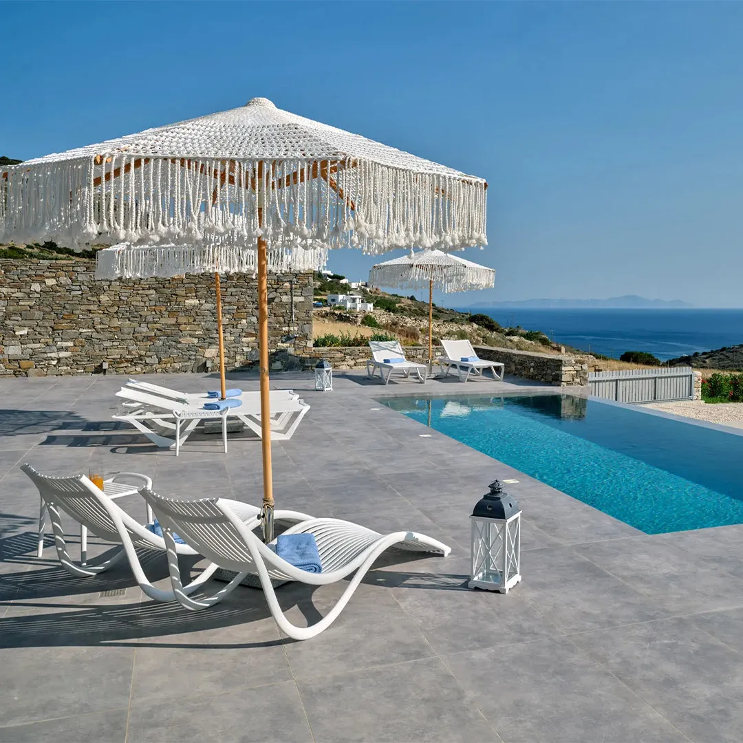 Ibiza Sun Lounger - Modern Pool Lounge Chair