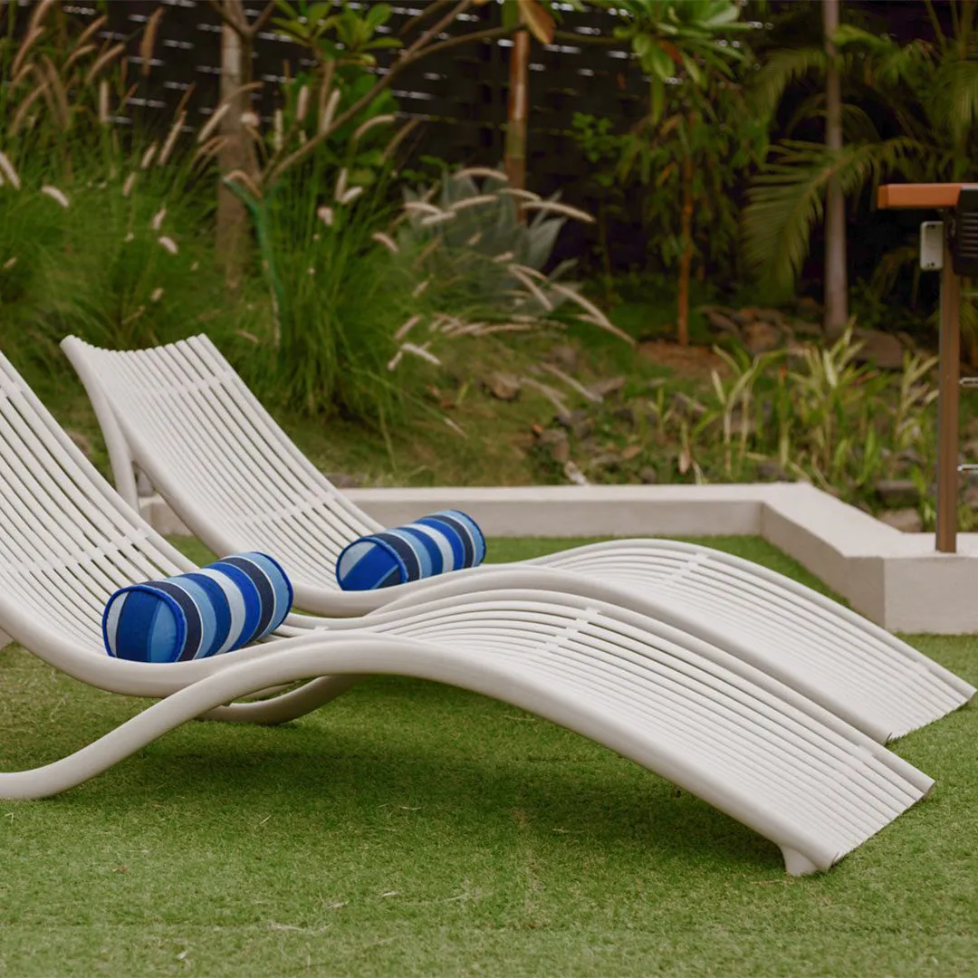 Ibiza Sun Lounger - Modern Pool Lounge Chair