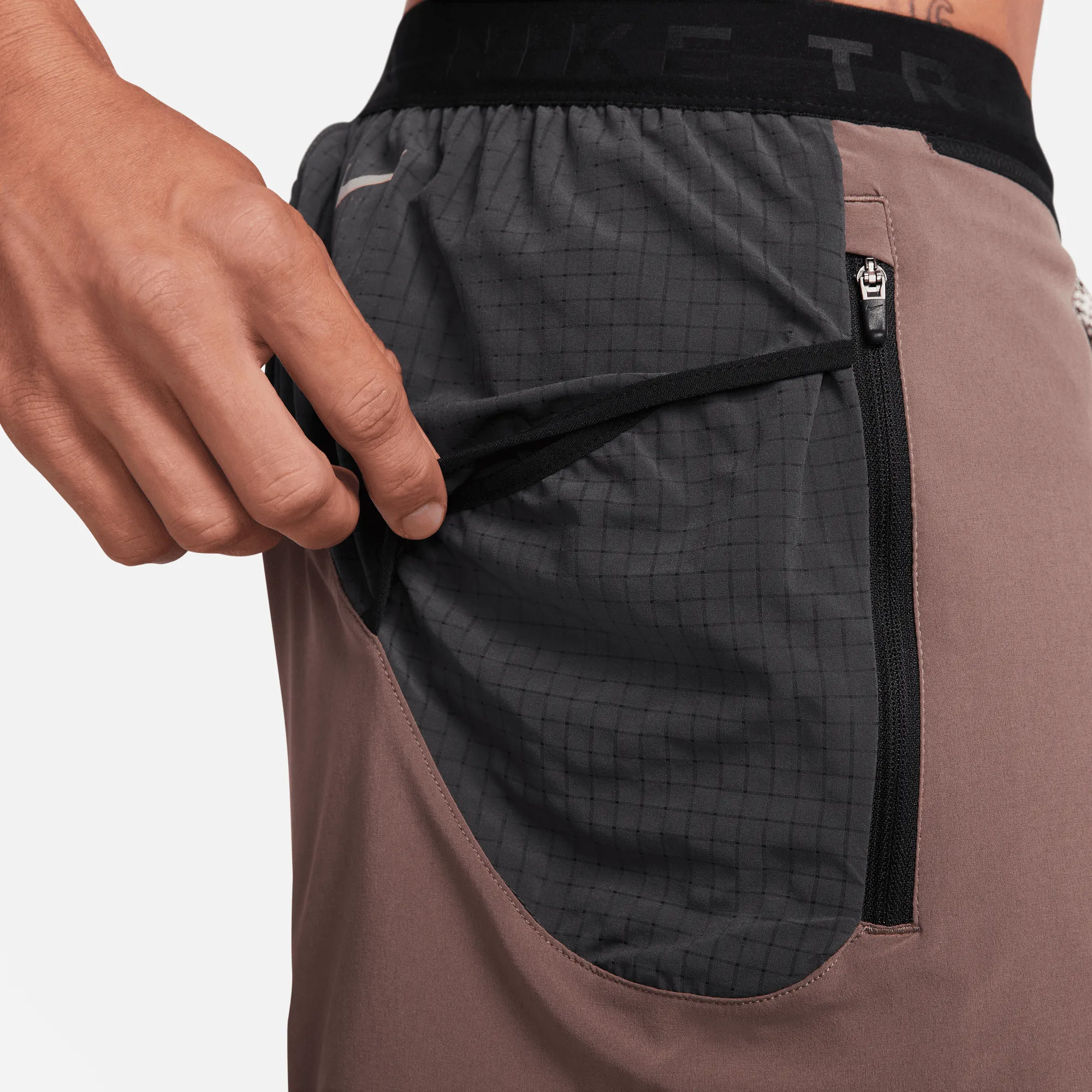 Men's Trail Second Sunrise 5" Brief-Lined Shorts (291 - Plum Eclipse/Anthracite/Guava Ice)