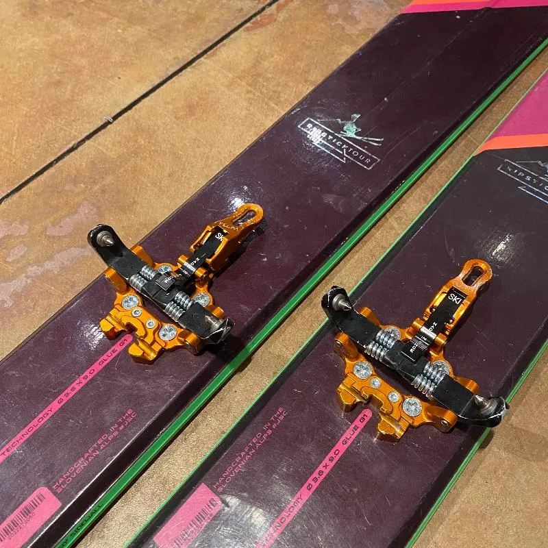 Used Elan Ripstick Tour 104 with Plum Oazo Bindings