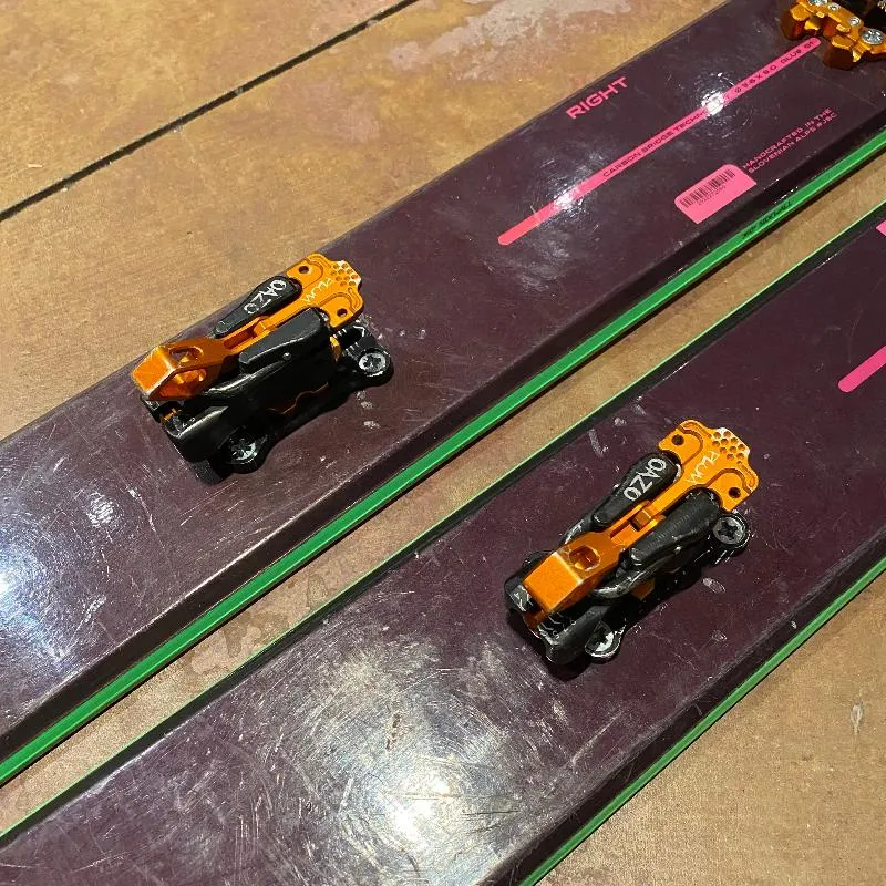 Used Elan Ripstick Tour 104 with Plum Oazo Bindings